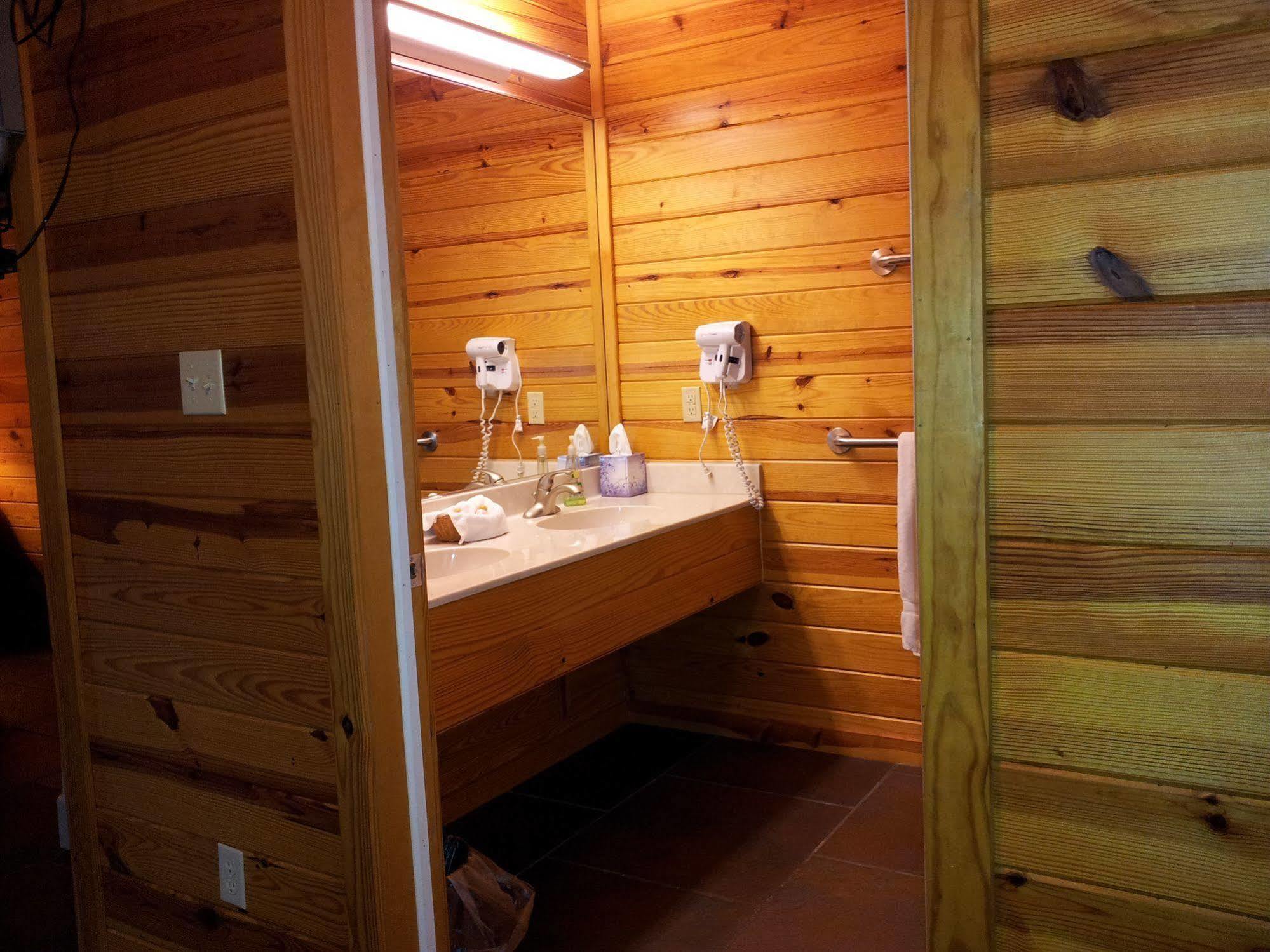 Cabins At Sugar Mountain Apartment Eureka Springs Exterior photo